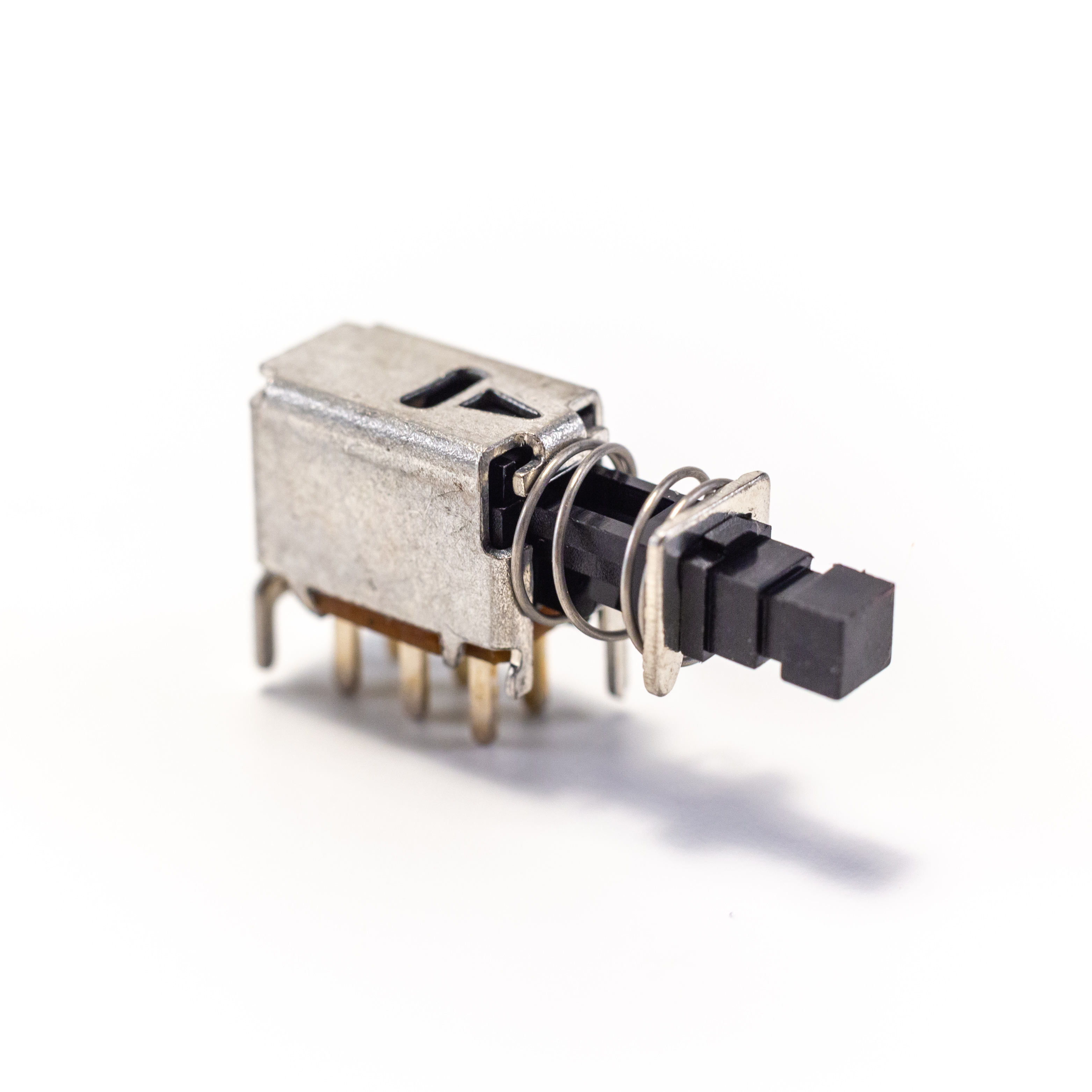 LC Series Right Angle Pushbutton Switch