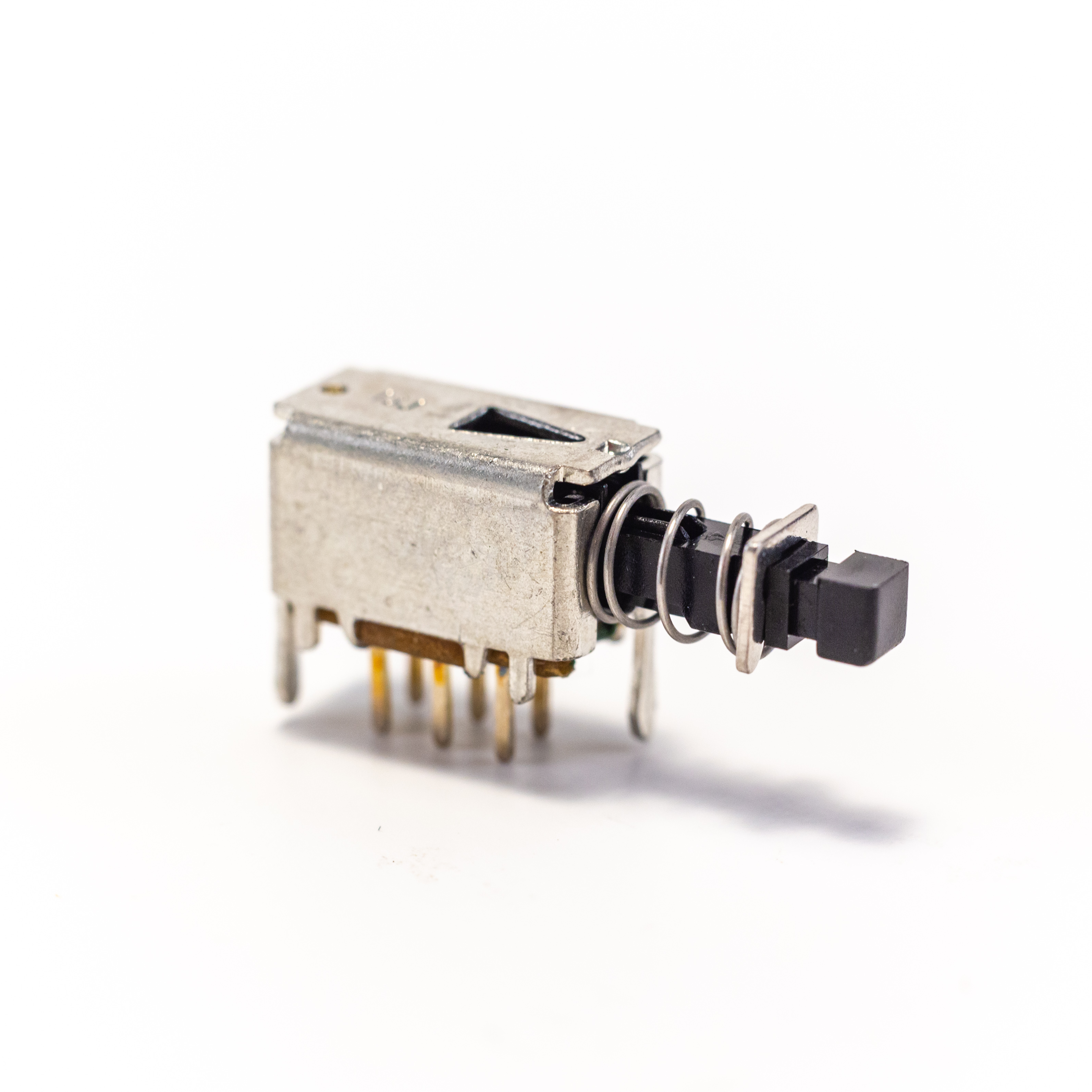 LC Series Right Angle Pushbutton Switch
