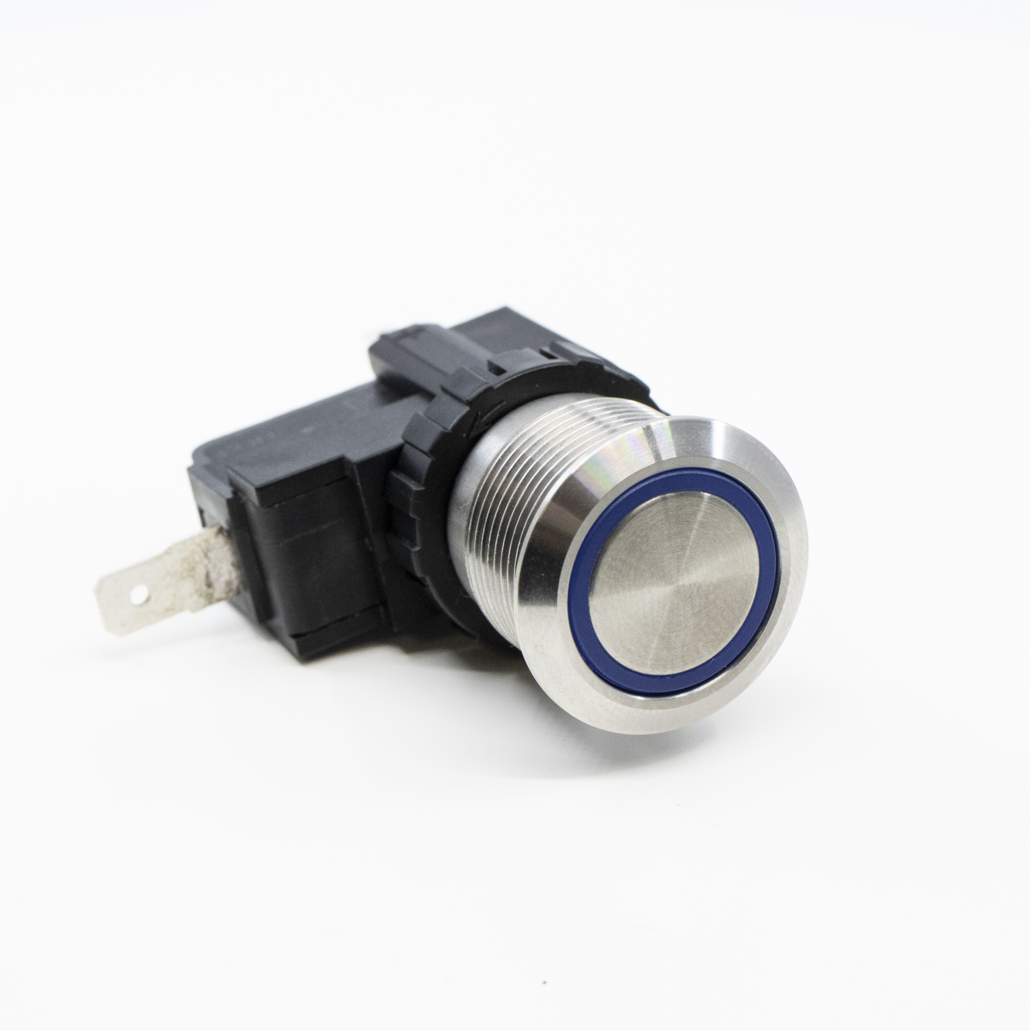 SAV4 Series Illuminated, High Current Anti-Vandal Switch